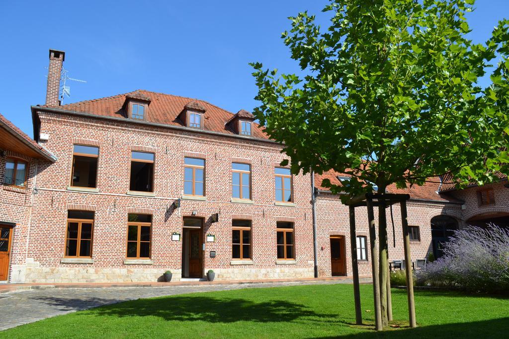 Hotel Le Domaine Des Cigognes Ennevelin Exterior foto