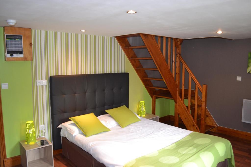 Hotel Le Domaine Des Cigognes Ennevelin Habitación foto